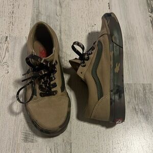 Boys Vans Size 3